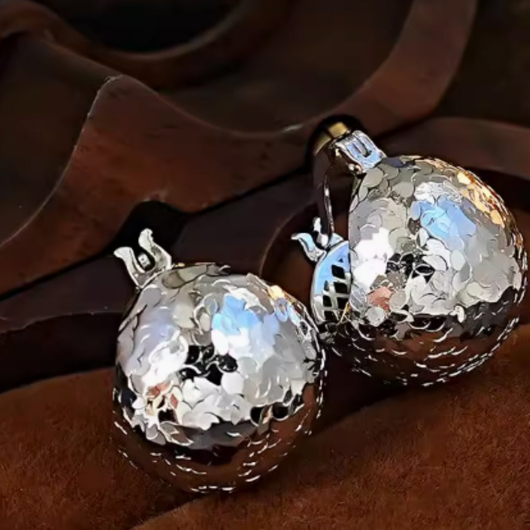 925 Sterling Silver Three-dimensional Women's Earrings With Buckle And Fabric Style