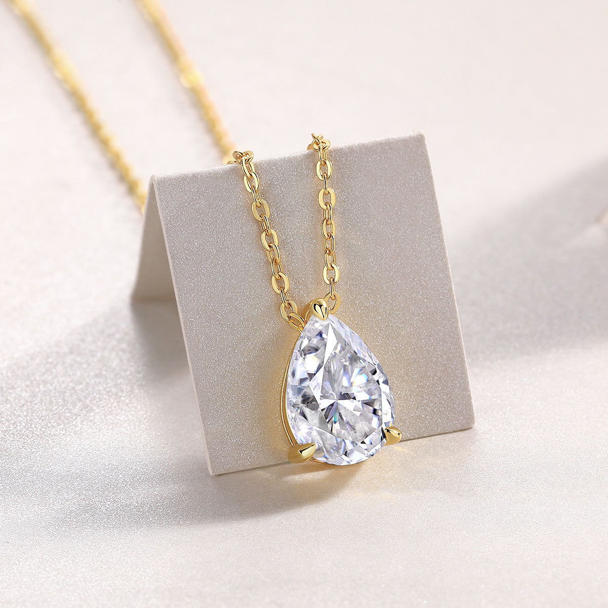 Under The Moon Necklace With Pear-shaped Moissanite S925 Sterling Silver And Gold Plating